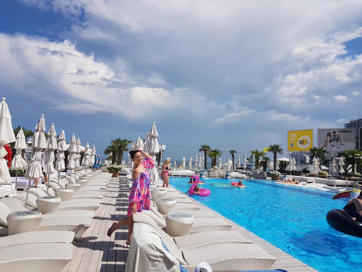 Arcadia Sky Apartment โอเดสซา ภายนอก รูปภาพ